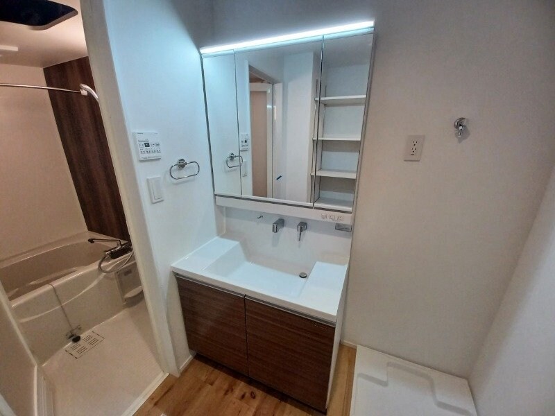 物件内観写真9　(同物件別室の画像です)