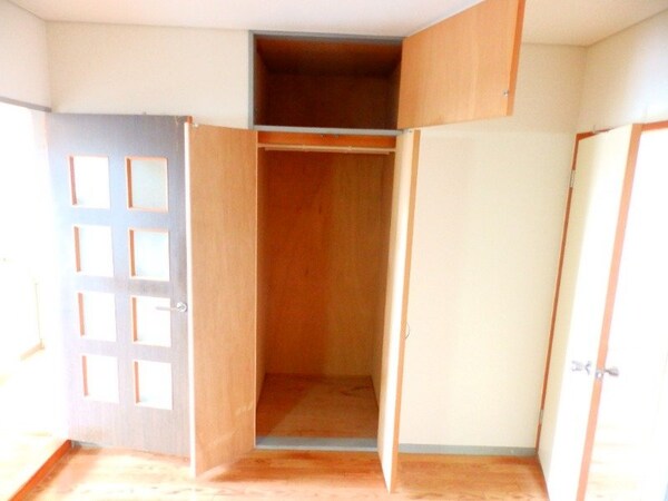 収納(同物件別部屋のお写真です。)
