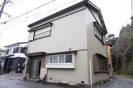 山本貸家外観写真