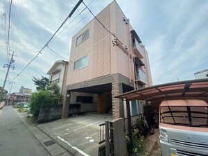 メゾン山雄外観写真