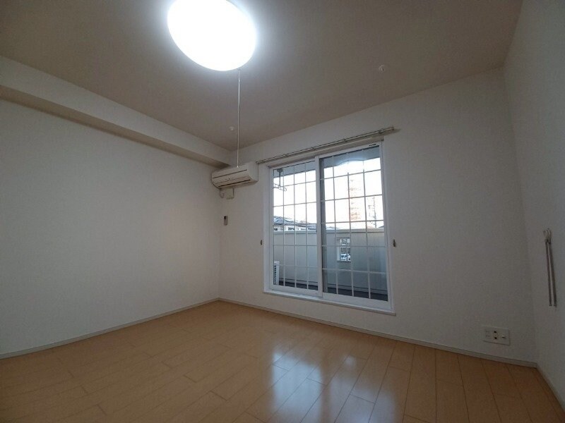 物件内観写真11　(同型反転タイプの写真です)