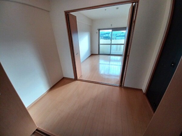 収納(別部屋参考写真)