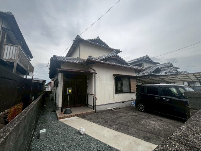 玉城町中楽貸家