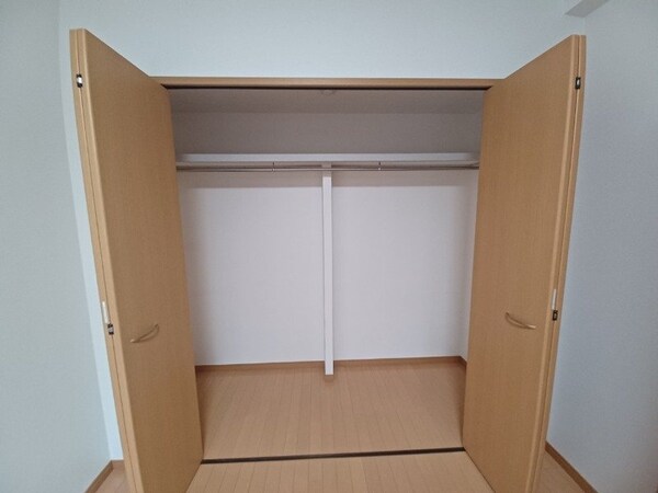 収納(同型参考写真)