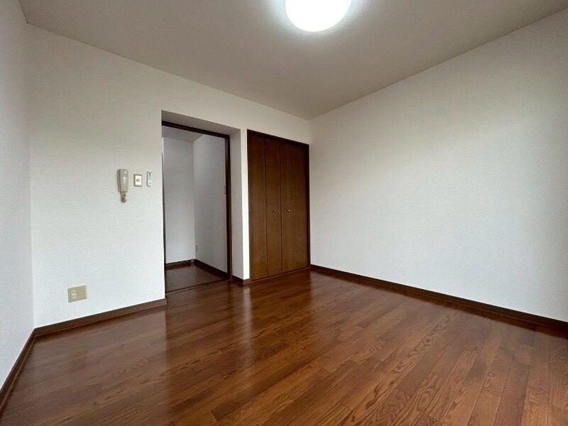 物件内観写真7　(同物件別室写真)