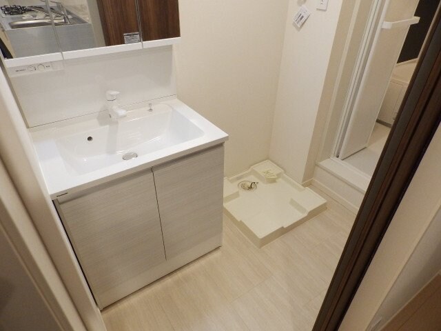 物件内観写真10　(洗面所)