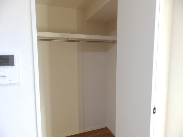物件内観写真11　(収納)