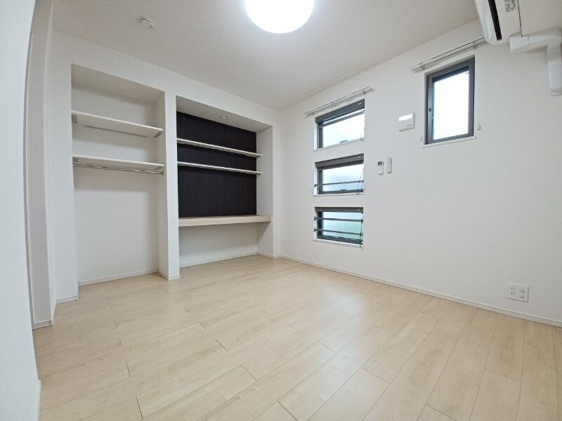 物件内観写真19　(同型参考写真)