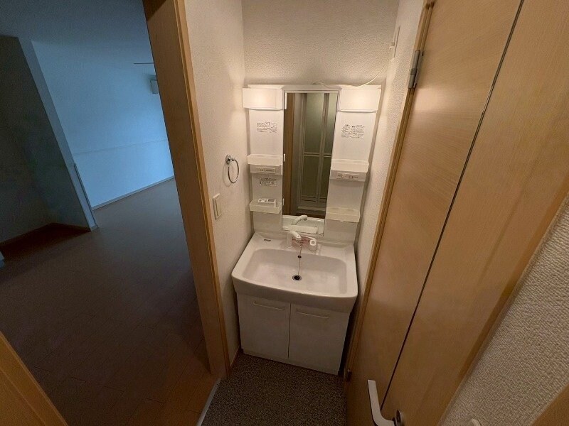 物件内観写真9　(同型参考写真)