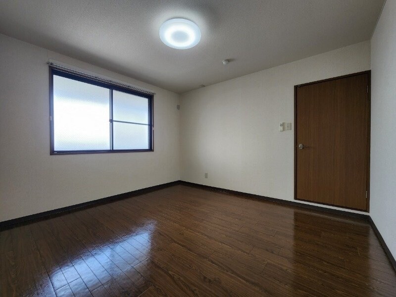 物件内観写真11　(同物件別部屋のお写真です。)