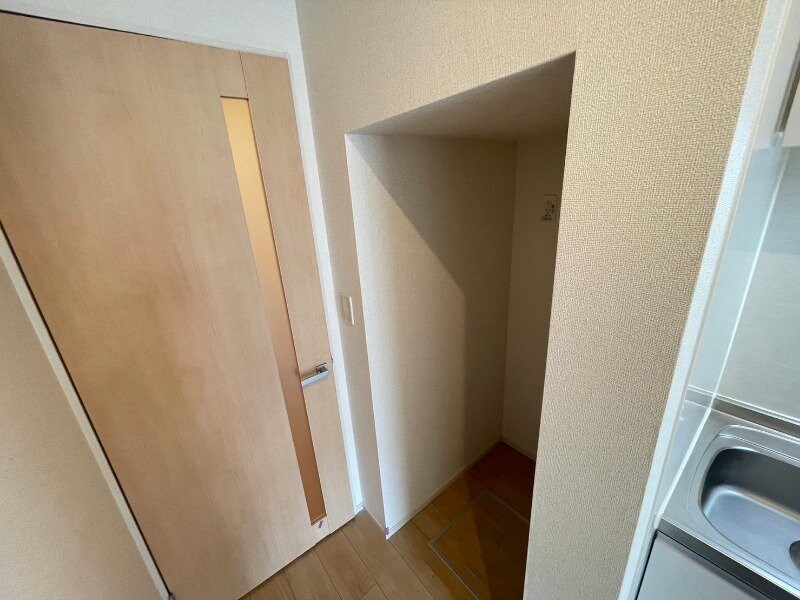 物件内観写真6　(同タイプの部屋写真です)