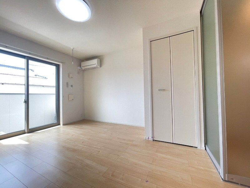 物件内観写真15　(同タイプの部屋写真です)