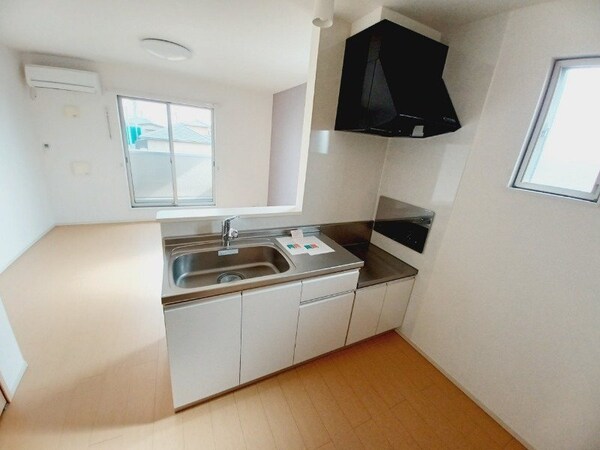 キッチン(反転タイプ参考写真)