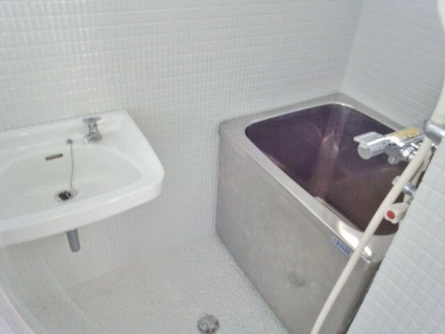 物件内観写真9　(同タイプの部屋写真です)