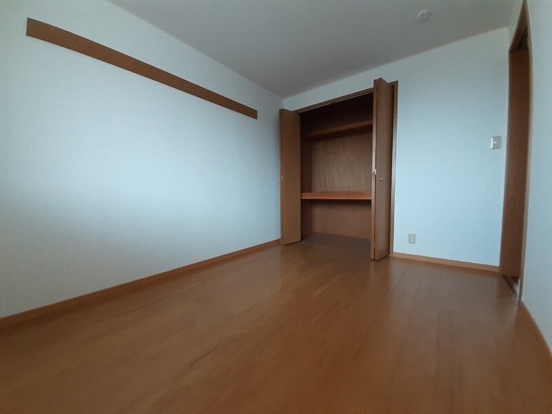 物件内観写真8　(同物件別部屋写真)