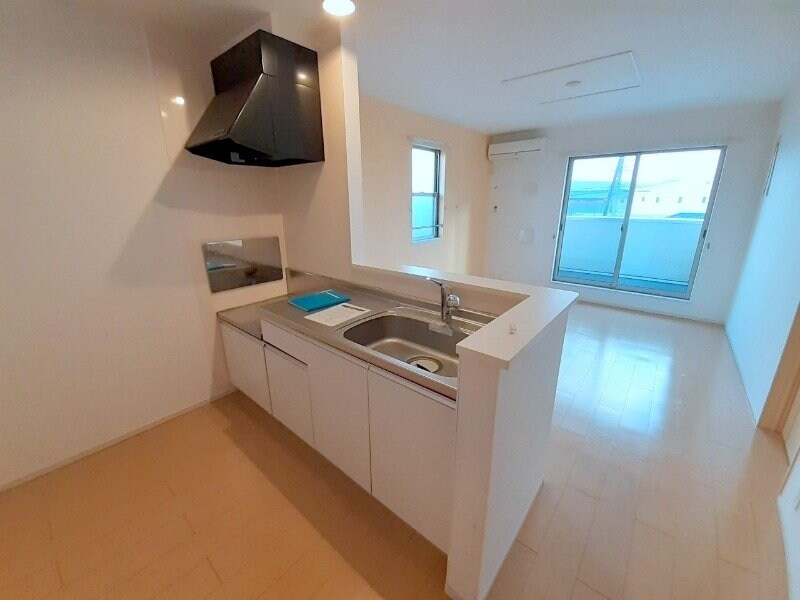 物件内観写真7　(同型反転参考写真です。)