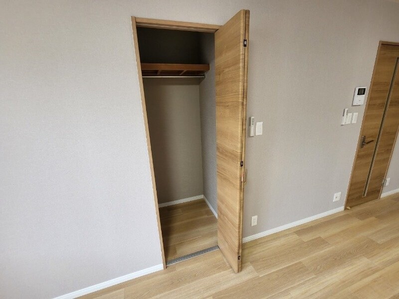 物件内観写真15　(同型別室のお写真です)