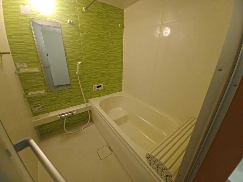 物件内観写真25　(同型参考写真)