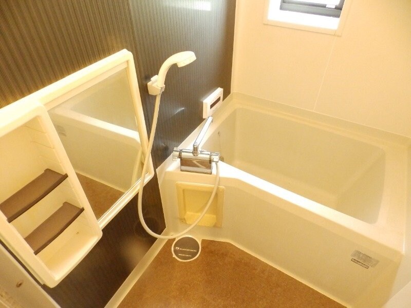 物件内観写真6　(同型反転参考写真です。)