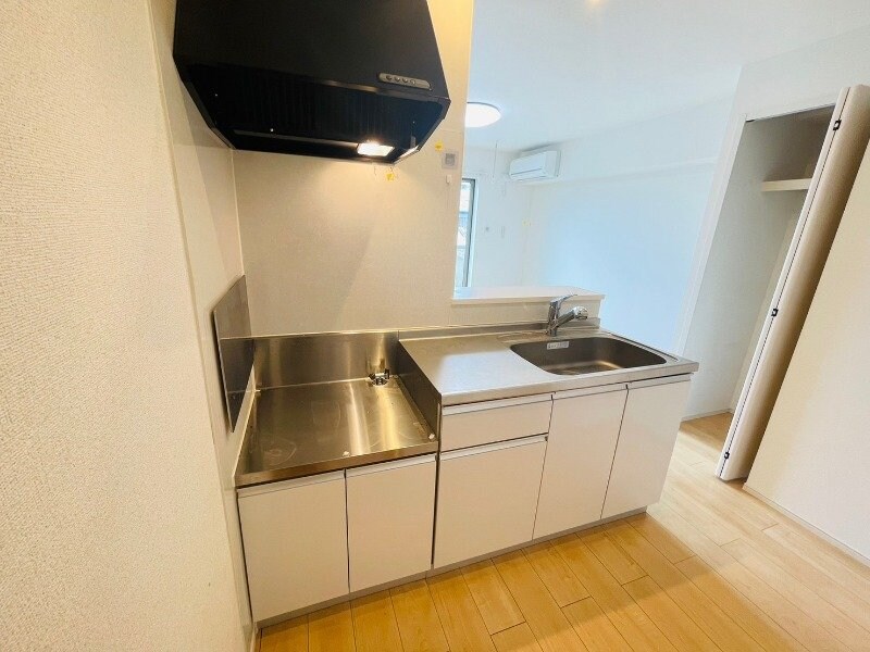 物件内観写真7　(別部屋同型反転タイプ写真です。)