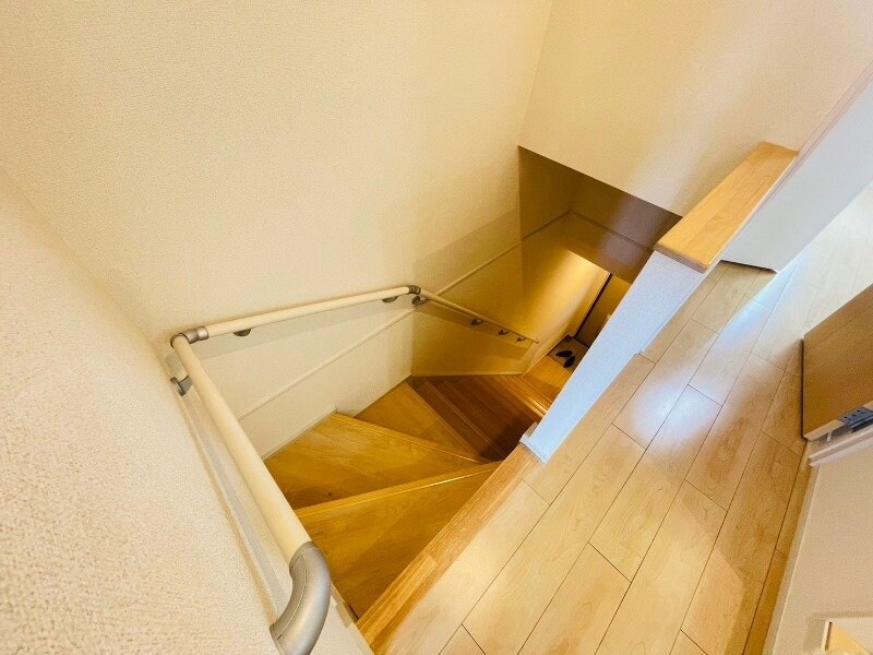 物件内観写真22　(別部屋同型反転タイプ写真です。)