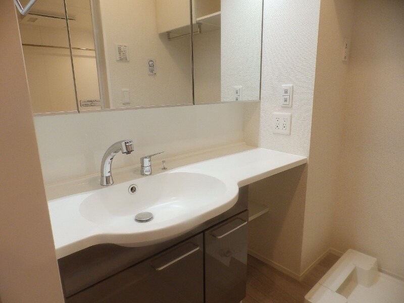 物件内観写真11　(別部屋同タイプ)