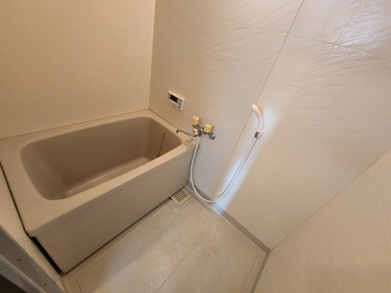 物件内観写真8　(同物件別室画像)