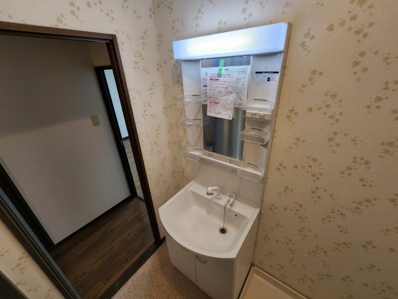 物件内観写真9　(同物件別室画像)