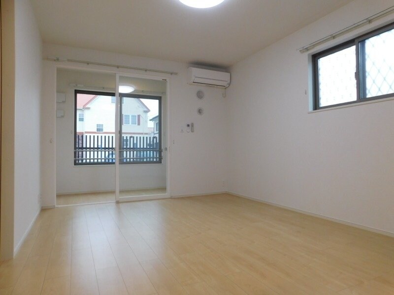 物件内観写真25　(同型参考写真です。)