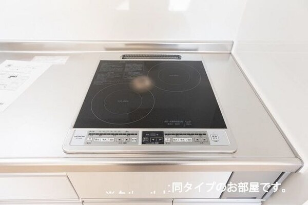 キッチン(同型参考写真)