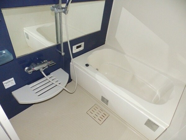 バス／シャワールーム等(同型別部屋写真)