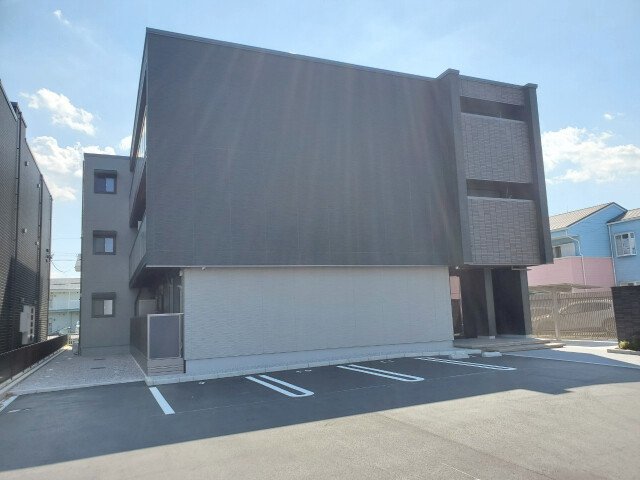 ヴィラ　ルーエ