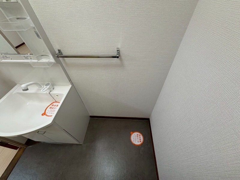 物件内観写真14　(同物件別室画像)