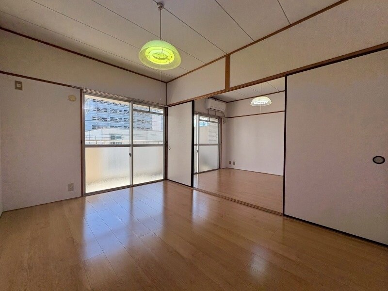 物件内観写真21　(同物件別室画像)