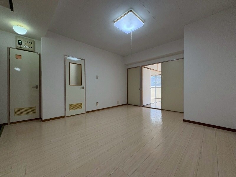 物件内観写真23　(同物件別室画像)