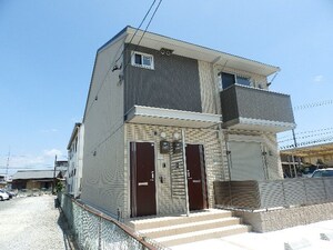 クローバー外観写真