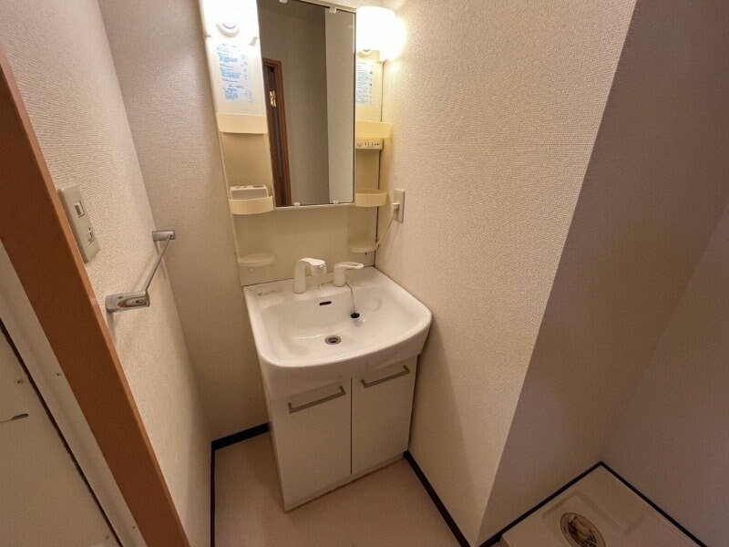 物件内観写真16　(同型参考写真)