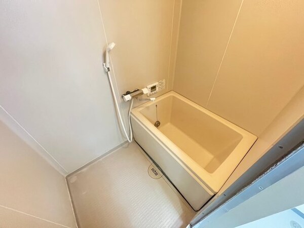 バス／シャワールーム等(同型参考写真)