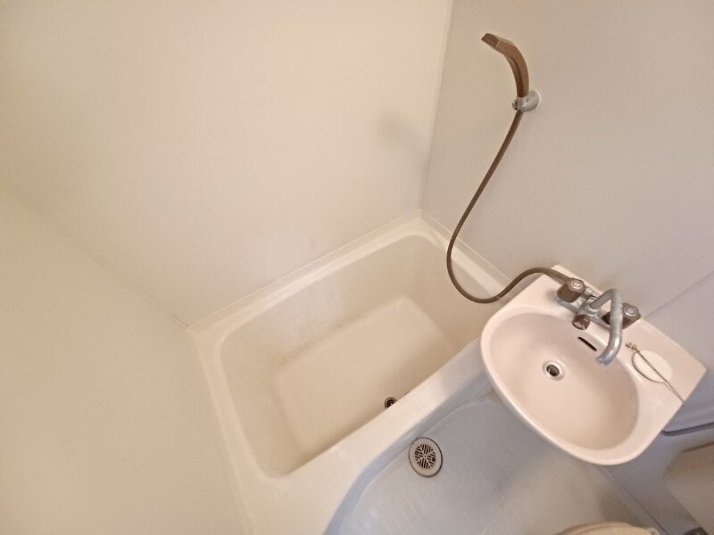 物件内観写真8　(同型反転参考写真)