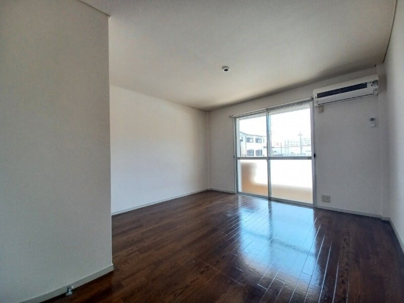 物件内観写真11　(同型反転参考写真)