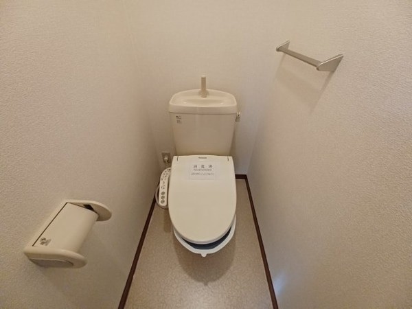 トイレ(同型別部屋写真)