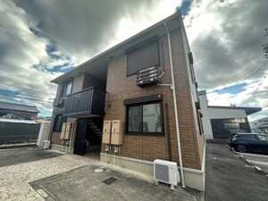 リバーフェール外観写真