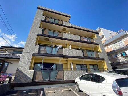 アンファブール外観写真