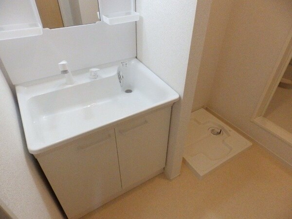 洗面所(同物件別室の画像です)