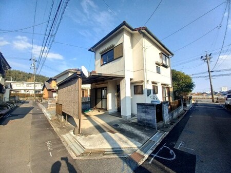 小古曽町貸家外観写真