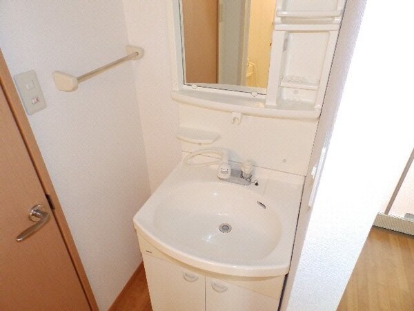 洗面所(洗面所別部屋写真となります。)
