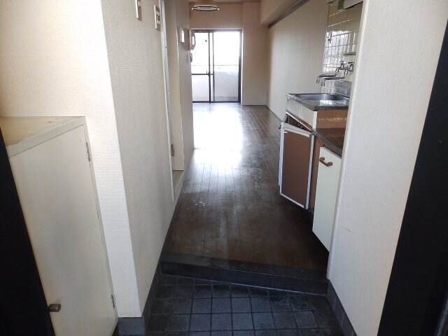 物件内観写真13　(玄関同タイプ)