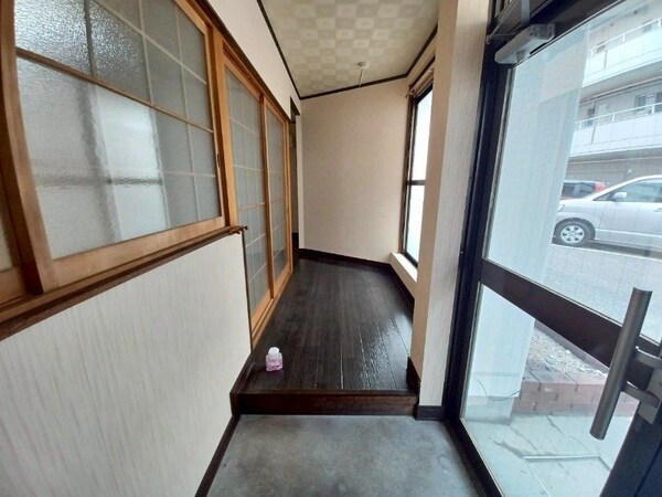 玄関