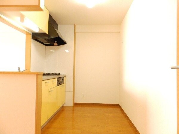 キッチン(別部屋参考写真です。)