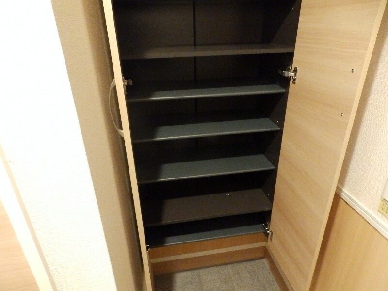 物件内観写真19　(同タイプの部屋写真です)